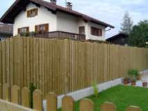 Aktuell | GRÜNDLER ZÄUNE Ihr Zaun vom Spezialisten - Holzzaun Palisaden