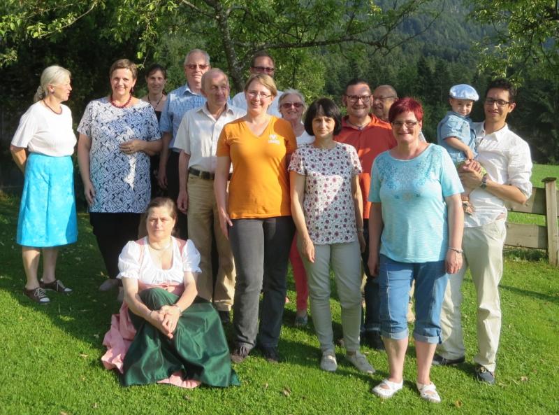 Autor: Isabella Traunfellner aus Kufstein. WILDSCHNAU. Der Frauentreff Niederau startet am 6. Oktober mit einem Pfarrkaffee Treffen mit Frauentreff Niederau startet nach Sommerpause wieder