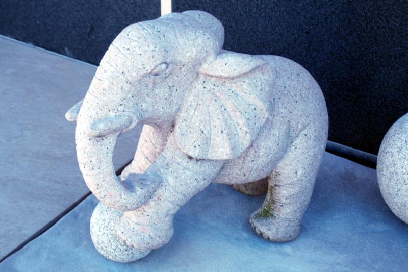 Steinfiguren AS ANDREAS SCHÖLLAUF Fliesen Marmor Granit