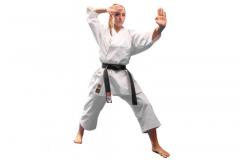 KARATE Uniformen in verschiedenen Farben