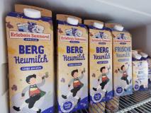 Milchprodukte im Kühlregal